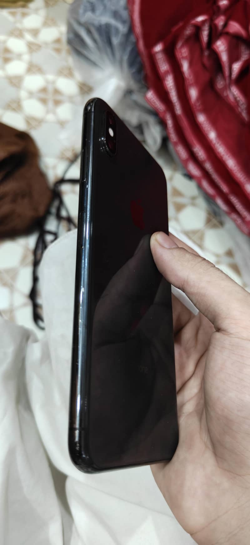 iPhone XS Max 3