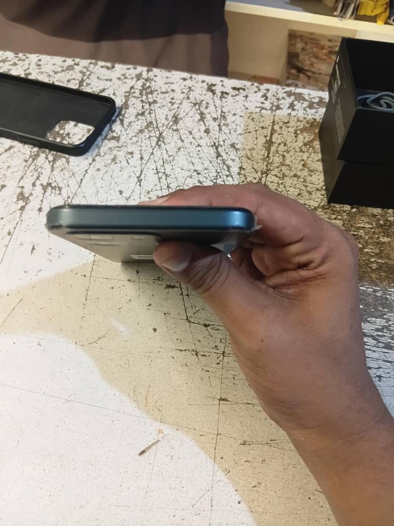 OPPO A6 1