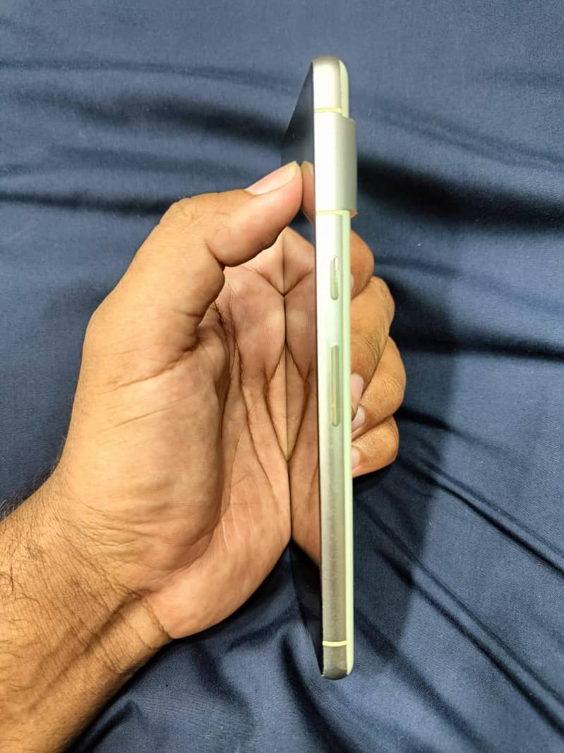Google Pixel 7 2