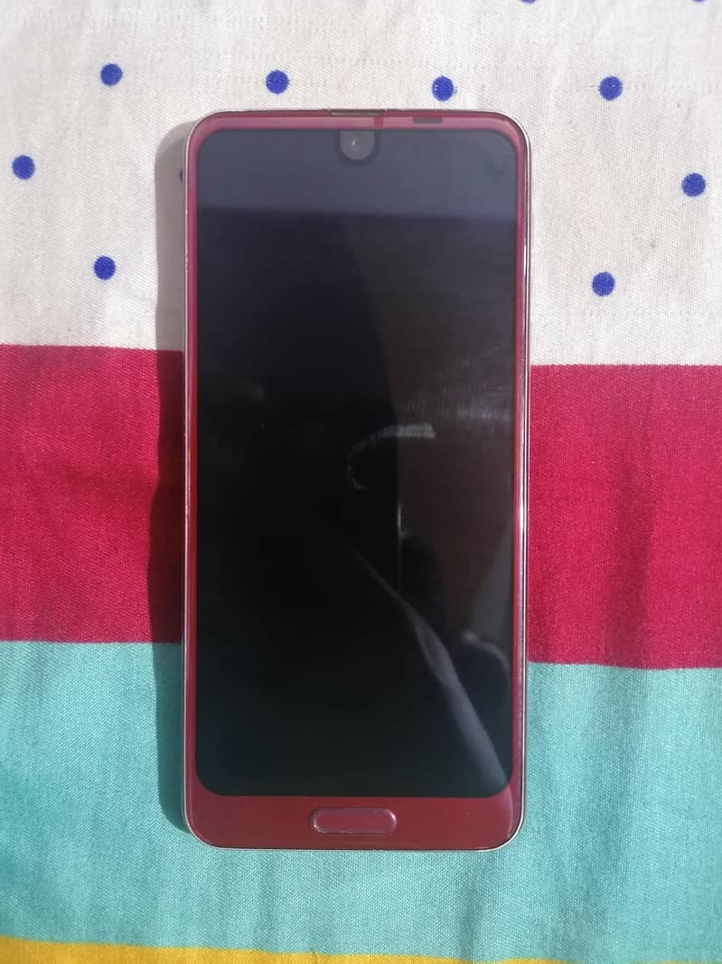Sharp Aquos R2 0