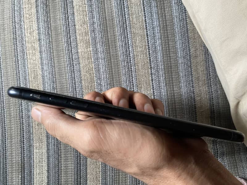 Apple iPhone 7 Plus 1