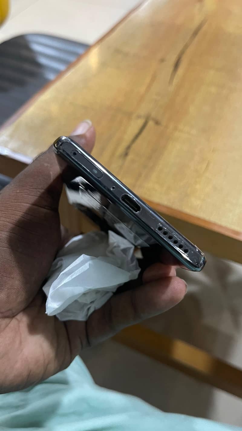 Infinix Zero 40 10
