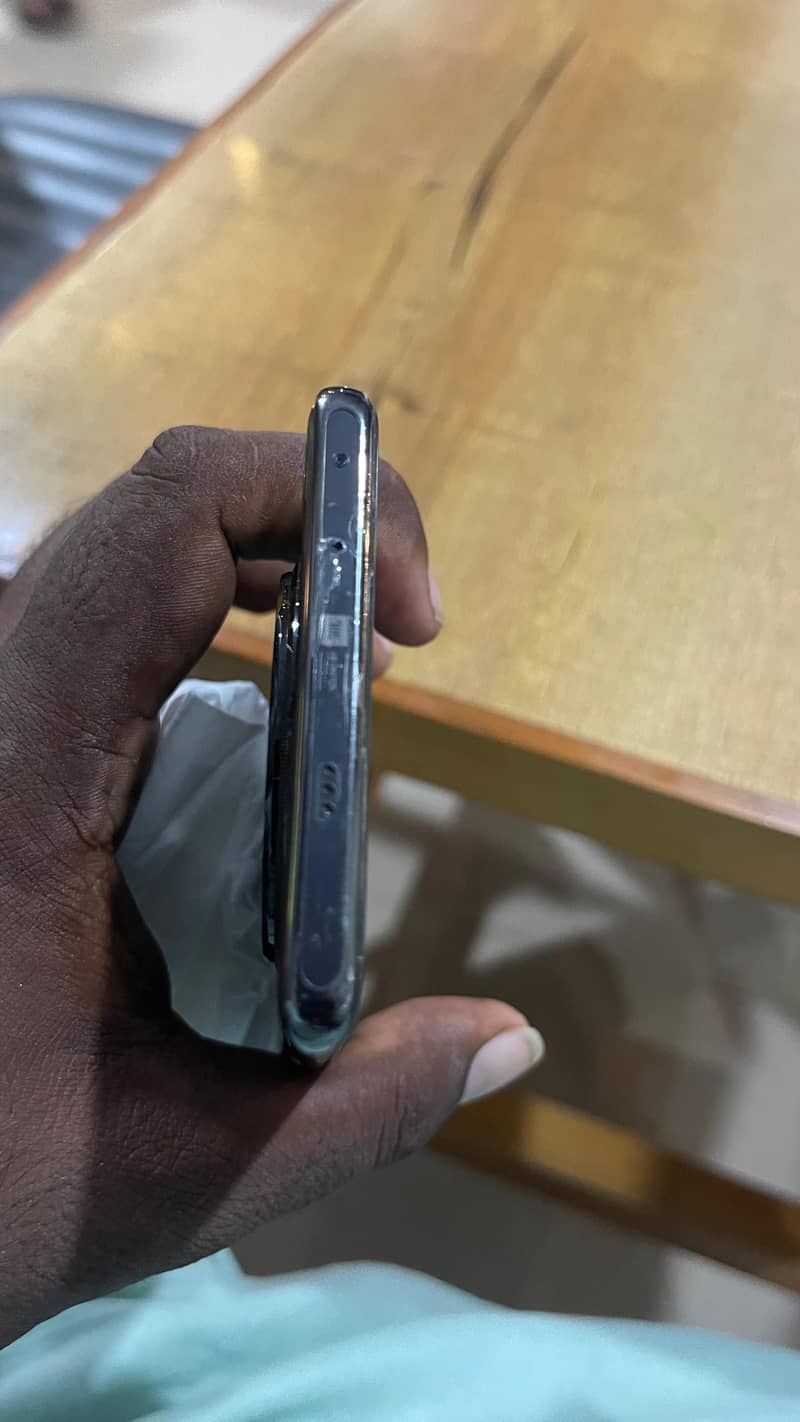 Infinix Zero 40 13
