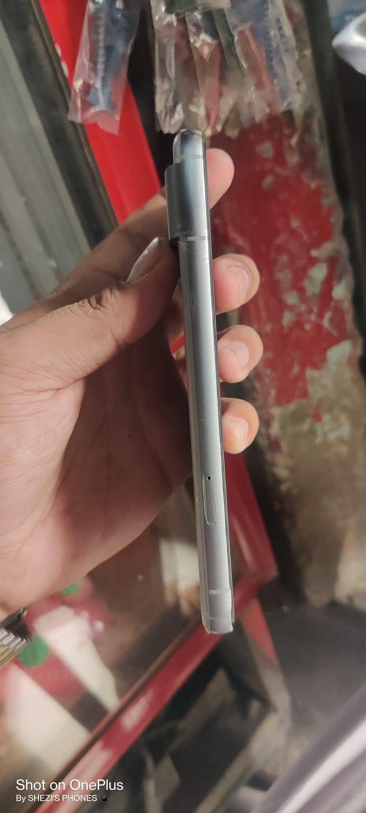 Google Pixel 8 1