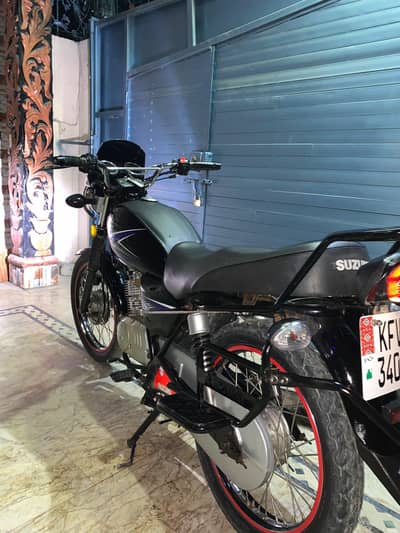 Suzuki GS 150 Model 2012