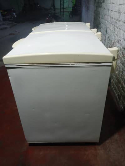 waves 2 door freezer