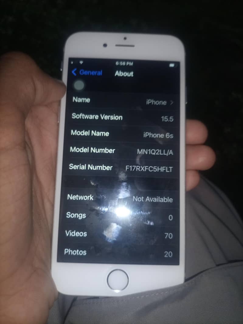 Apple iPhone 6S 1