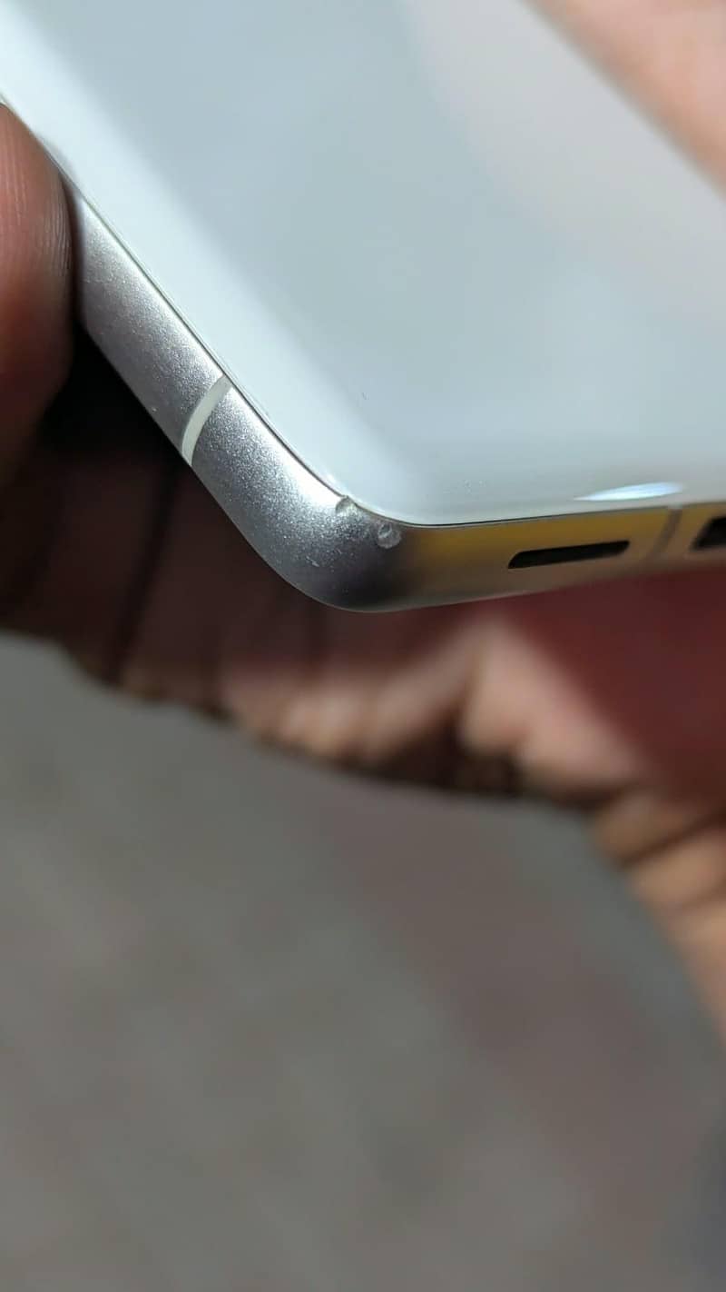 Google Pixel 7 3
