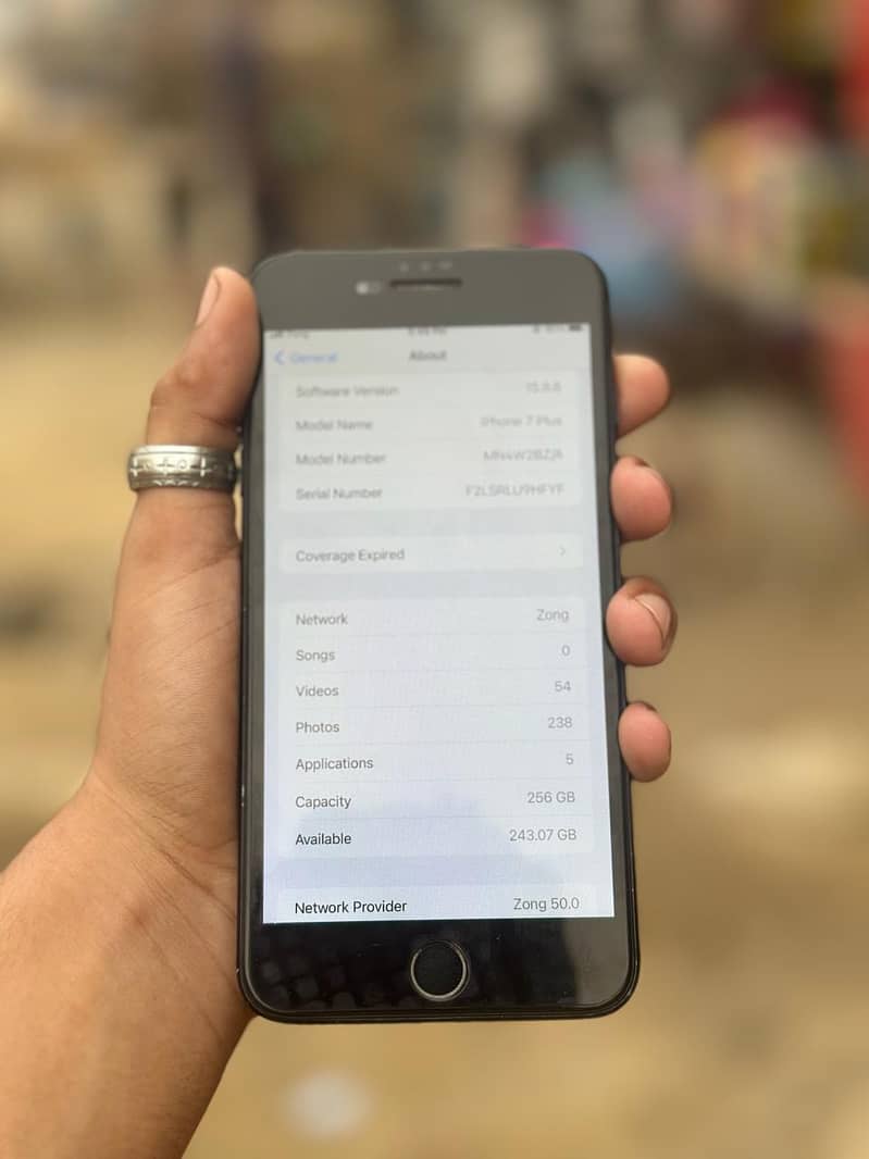 Apple iPhone 12 1