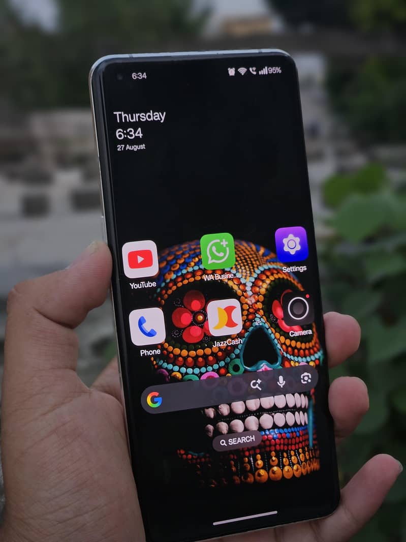 One Plus 10 Pro 6