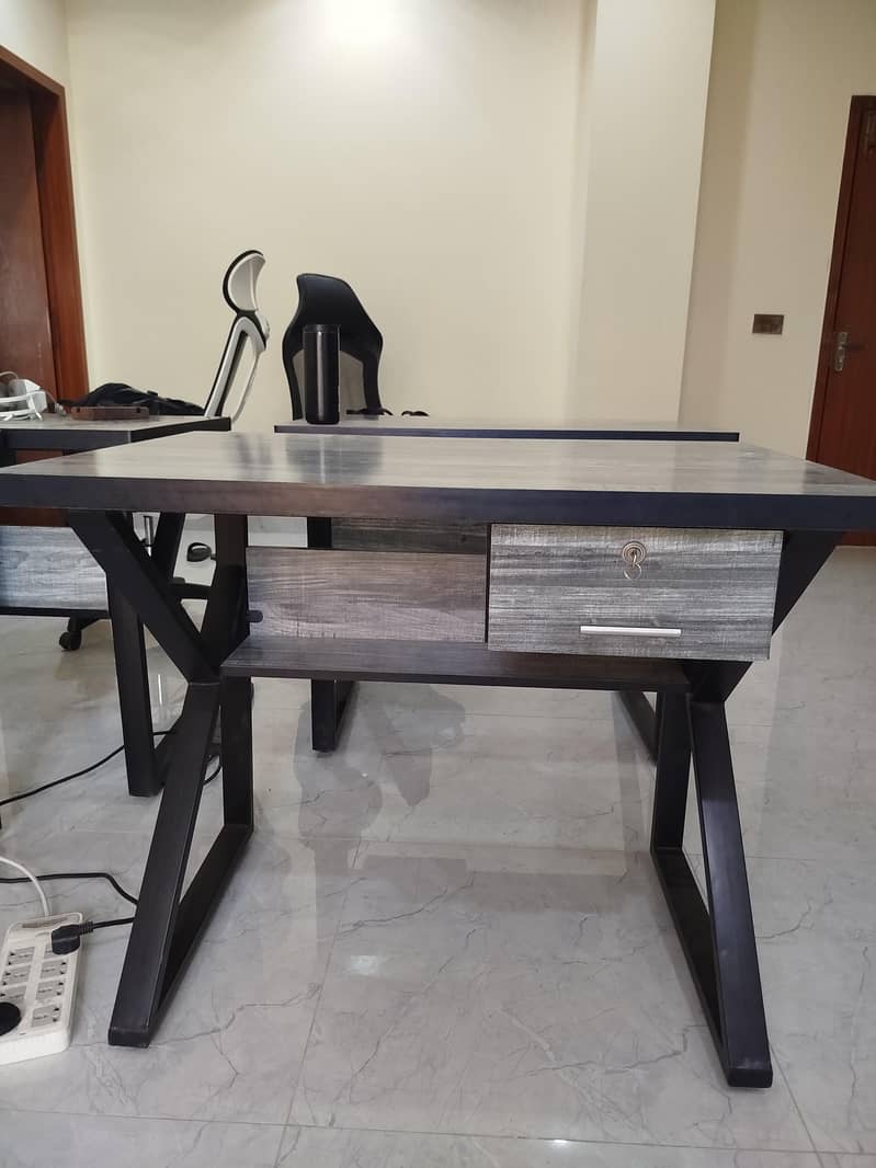 Study/Work Table 3