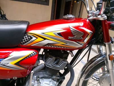 Honda 125 show room condition