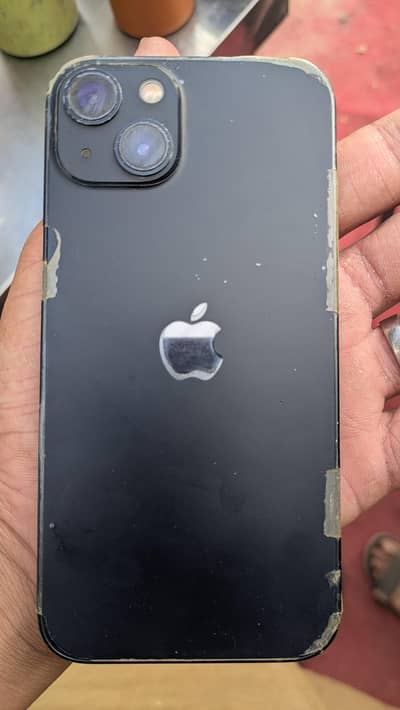 Apple iPhone 13