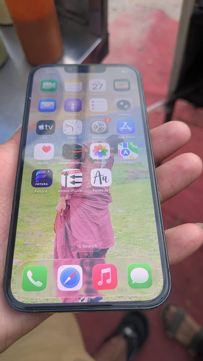 Apple iPhone 13 2