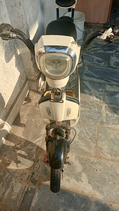 Scooty for 6 to 12 year child