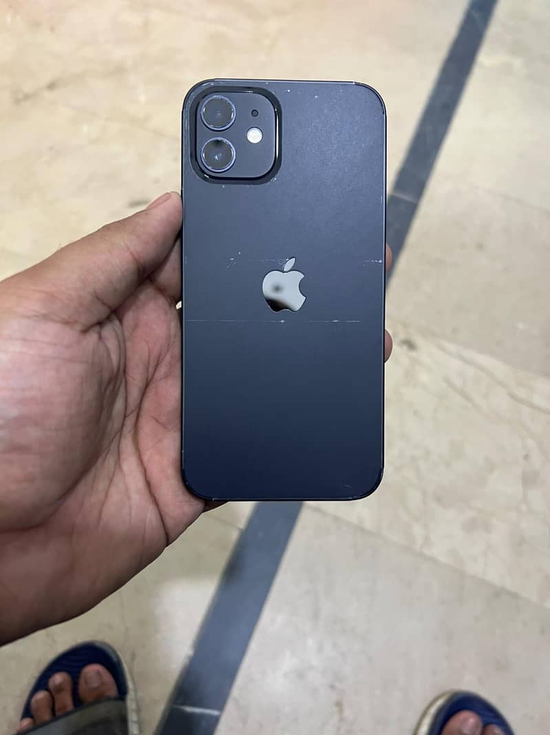 Apple iPhone 12 2