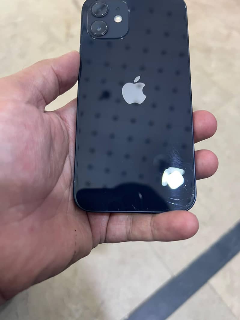 Apple iPhone 12 9