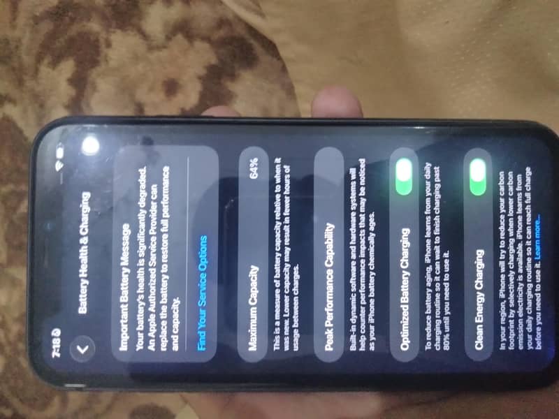 Apple iPhone 11 4