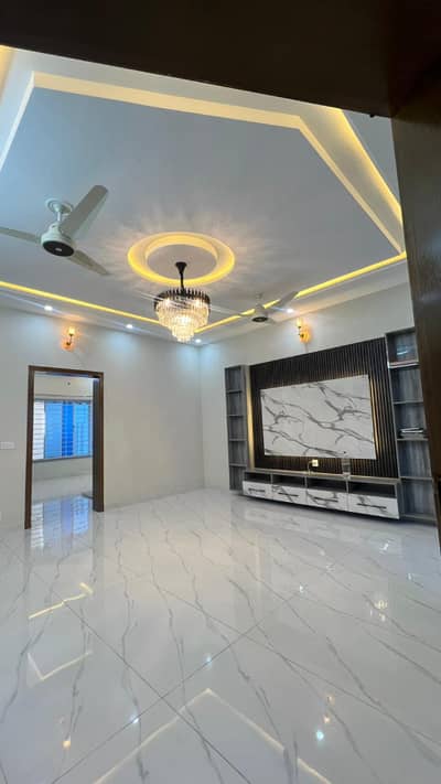 New 7 Marla (30x60) 70ft Road House For Sale in G-13 Islamabad