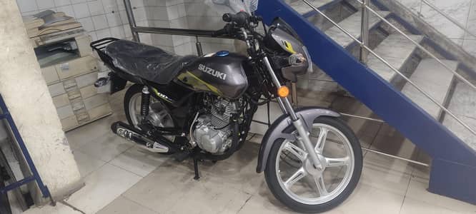 Suzuki gd 110s grey 2026