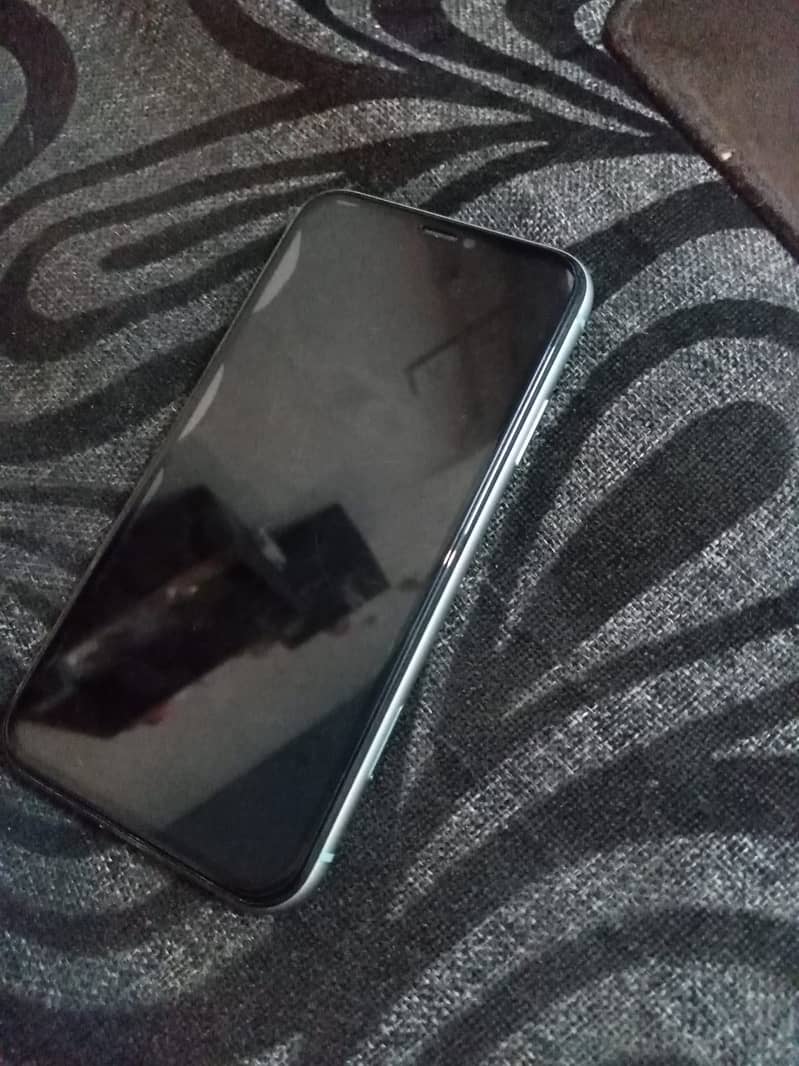 Apple iPhone 11 1