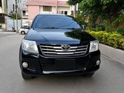 Toyota Hilux Vigo Champ