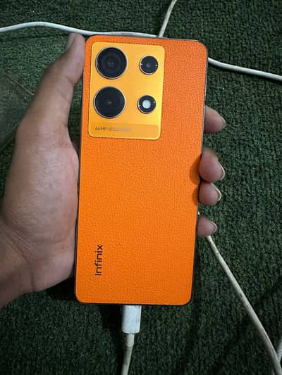 infinix note 30 9/10 with original box and charger