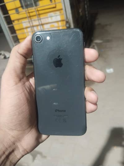 Apple iPhone 8