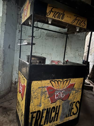 Fries Counter / Fast Food Stall Counter for Sale. Whatsaap 03259296035