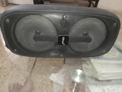 6.5" double speaker KBroad brand good condition good sound .