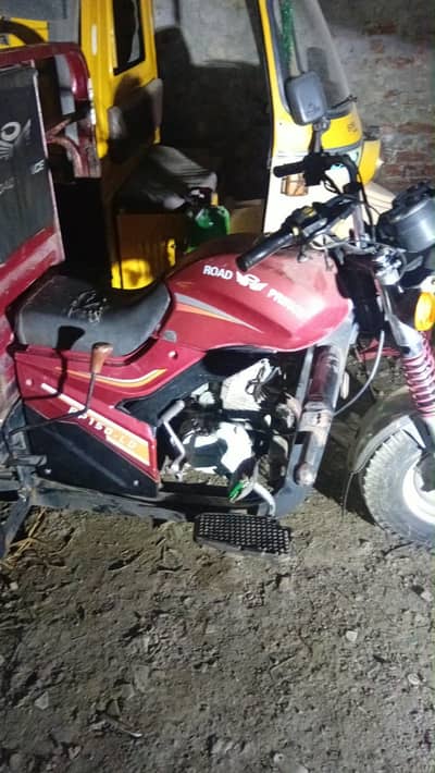 Loader Rickshaw for sale