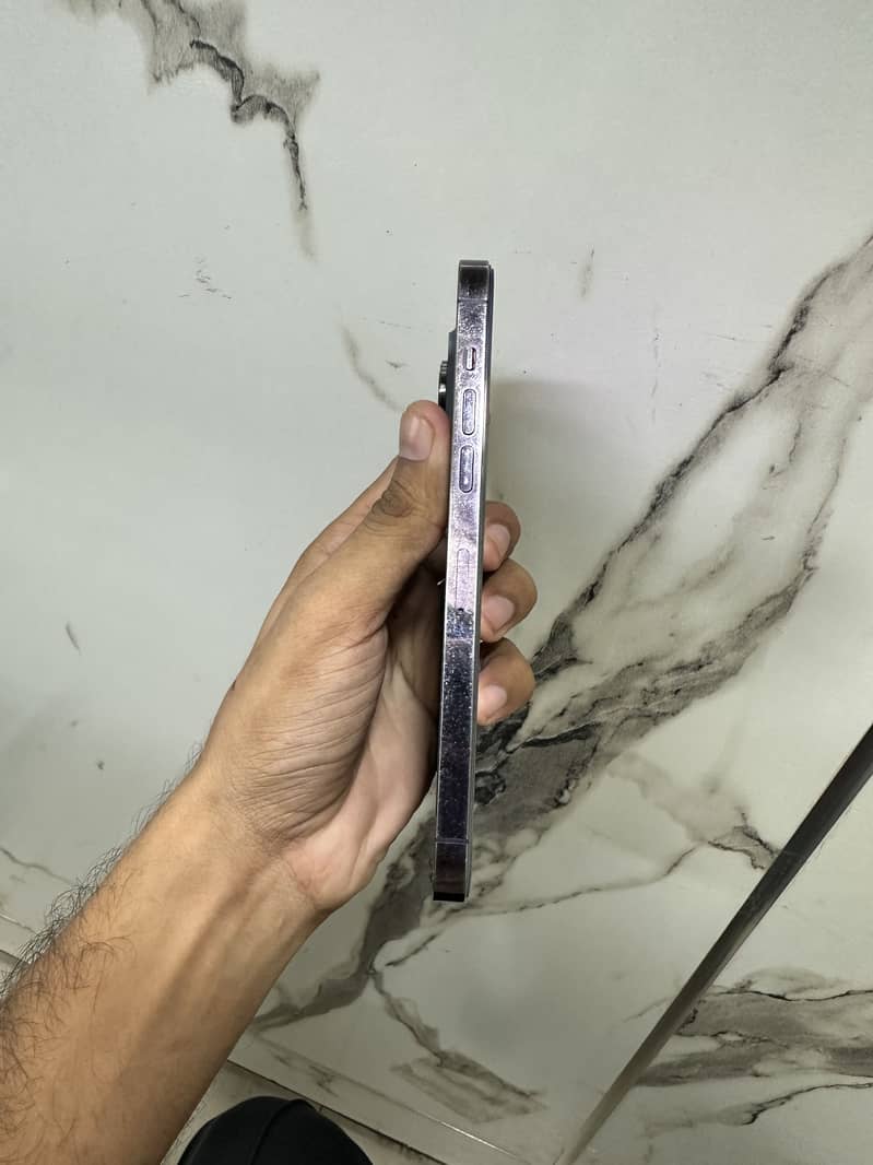 Apple iPhone 14 Pro Max 3