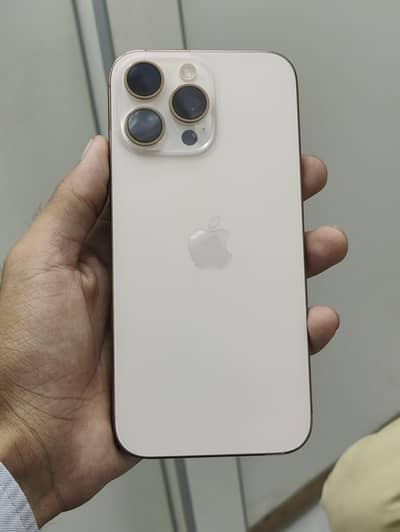 I Phone 16 Pro Max