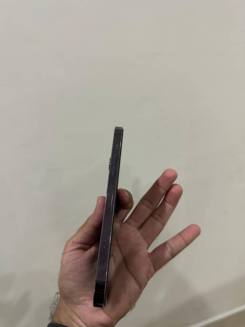 iphone 14 pro max 3