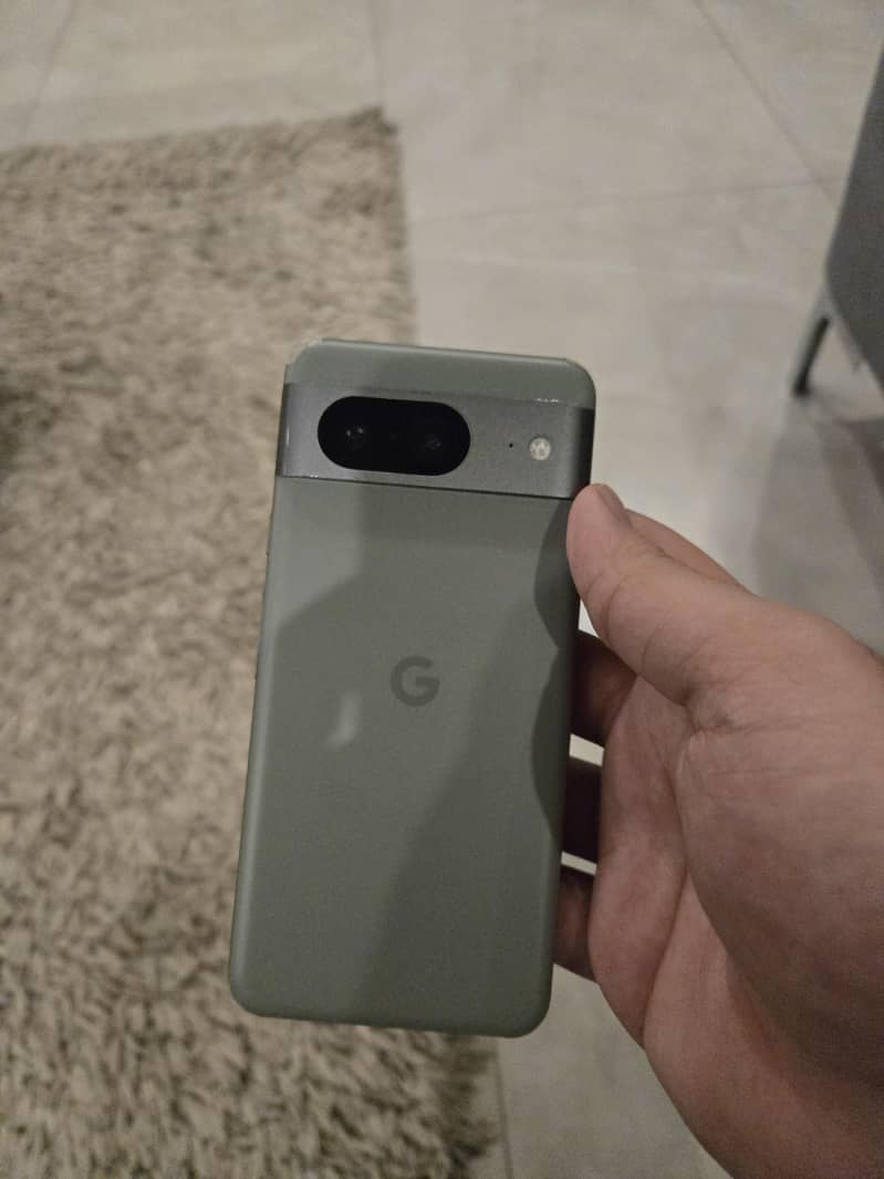 Google Pixel 8 1