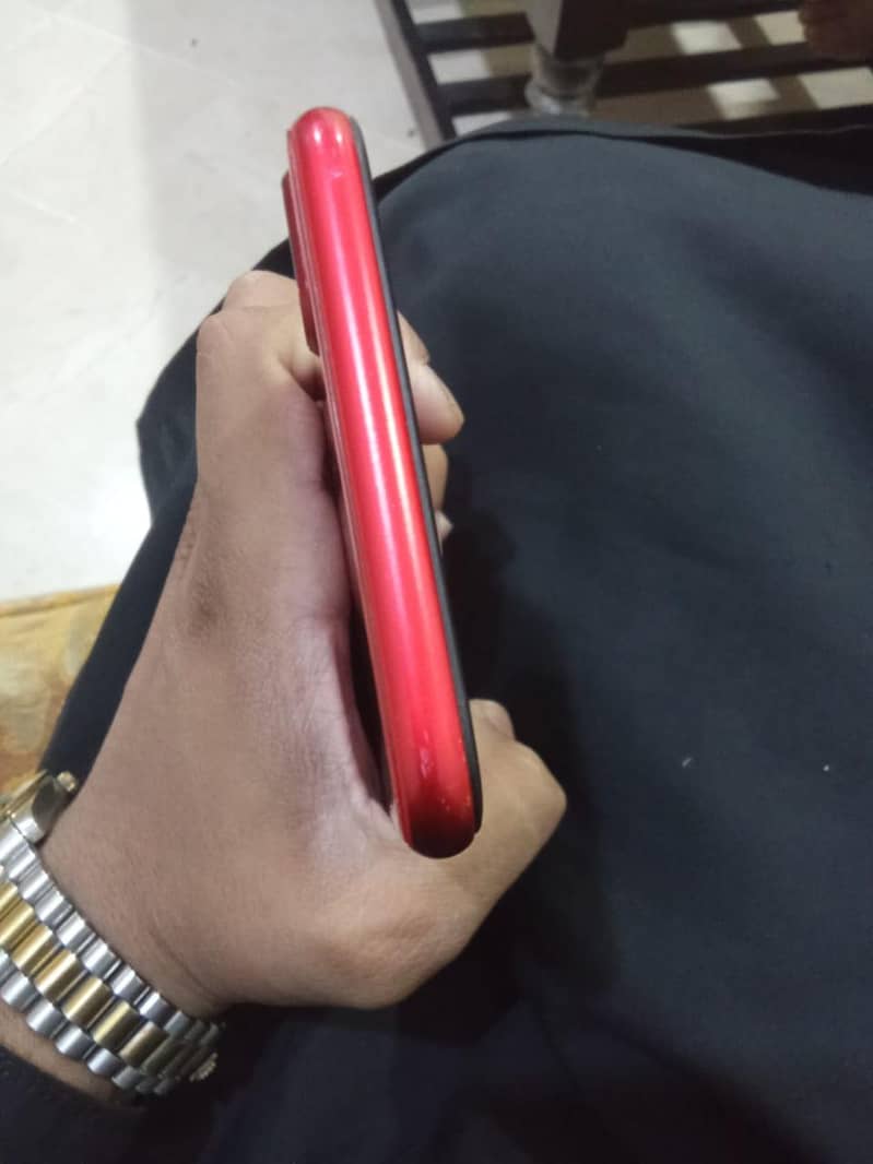 Apple iPhone 8 Plus 3