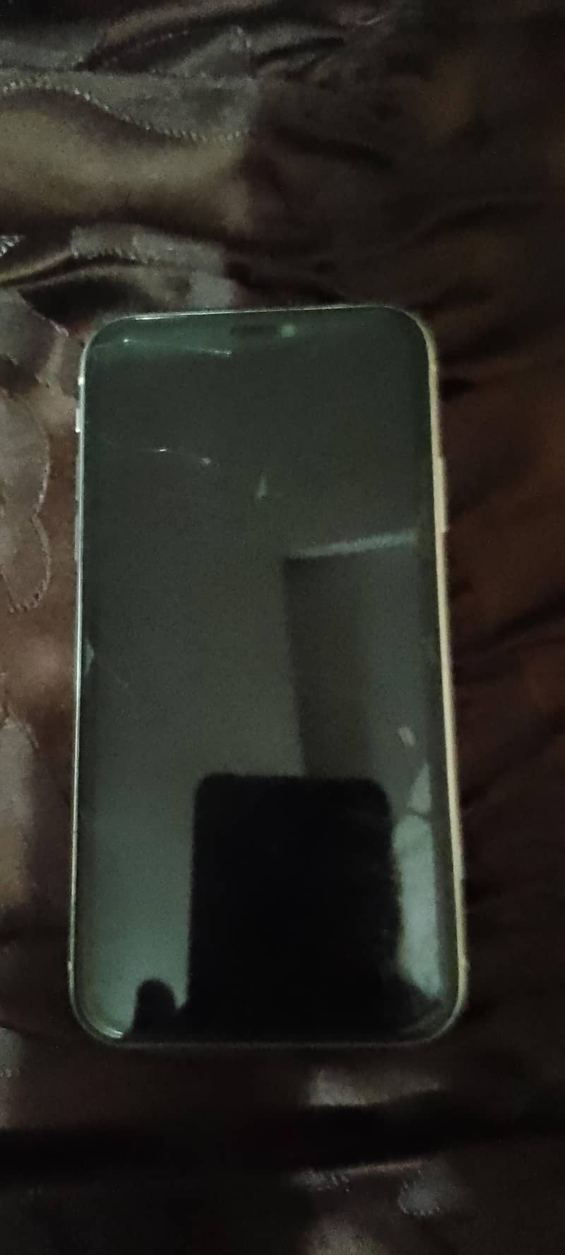 Apple iPhone 11 0