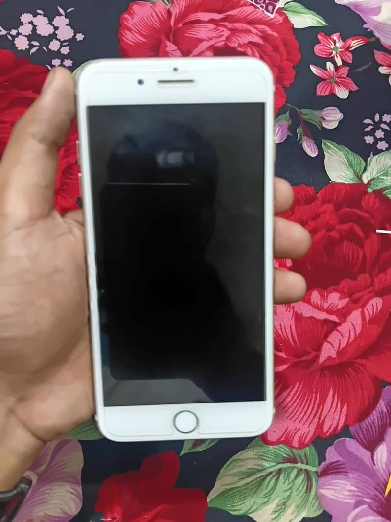 Apple iPhone 7 Plus 2
