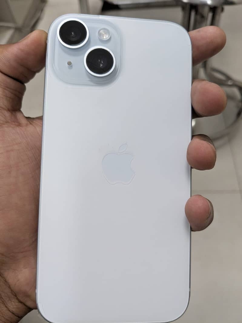 Apple iPhone 15 3