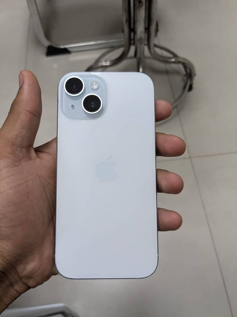 Apple iPhone 15 4