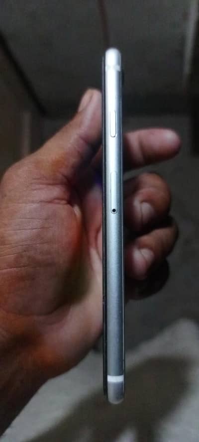 iPhone SE 2020 – 128GB White03217803408