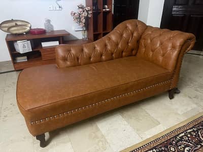 Dewan is available for sale. Lush condition.