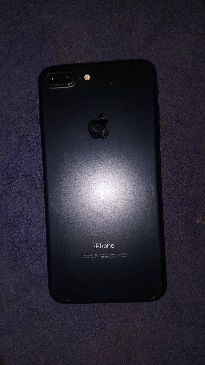Apple iPhone 7 Plus 0