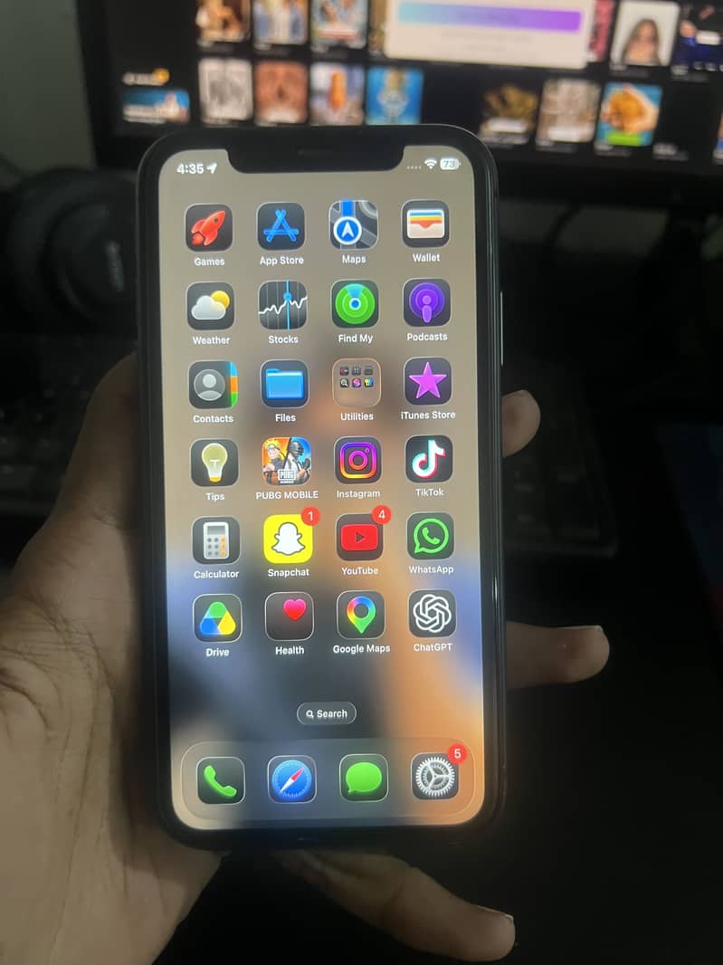 Apple iPhone 11 8