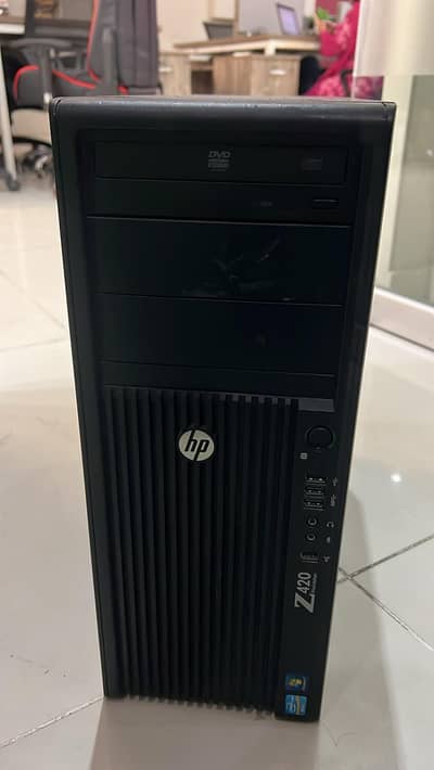 HP worsfation Z420 xeonE5 2690