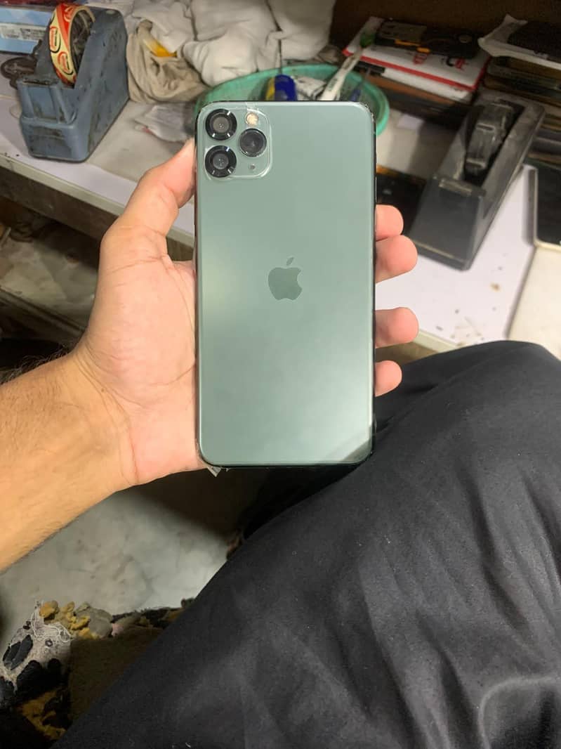 Apple iPhone 11 Pro Max 0