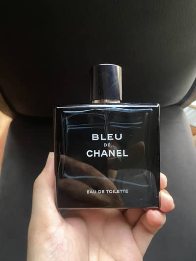 BLEU DE CHANNEL