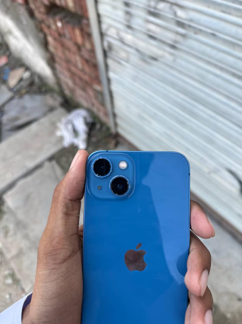 Apple iPhone 13 1