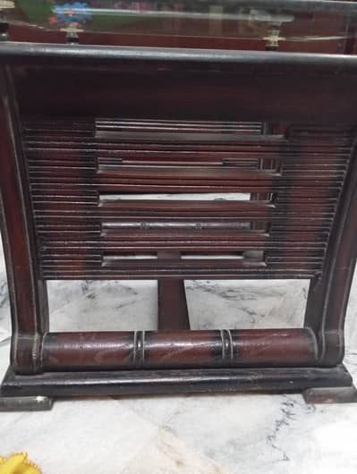 wooden tables with glass on top (22*22 inch)