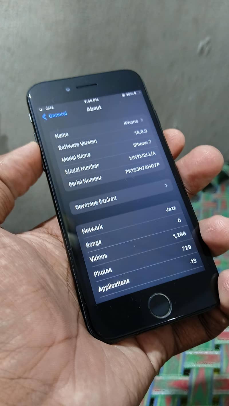 Apple iPhone 7 4